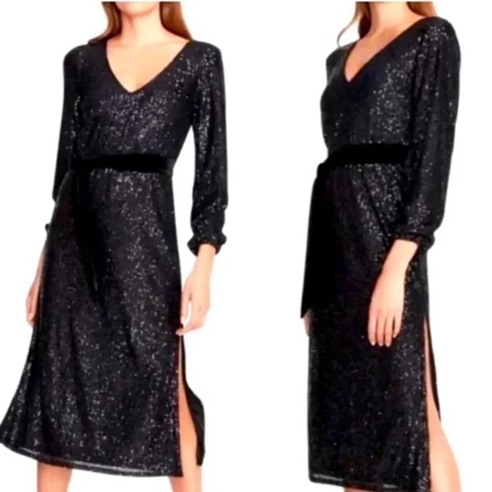 NWT Betsey Johnson Black Sequin
Shimmer Time Cocktail Statement Glam Dress Sz S